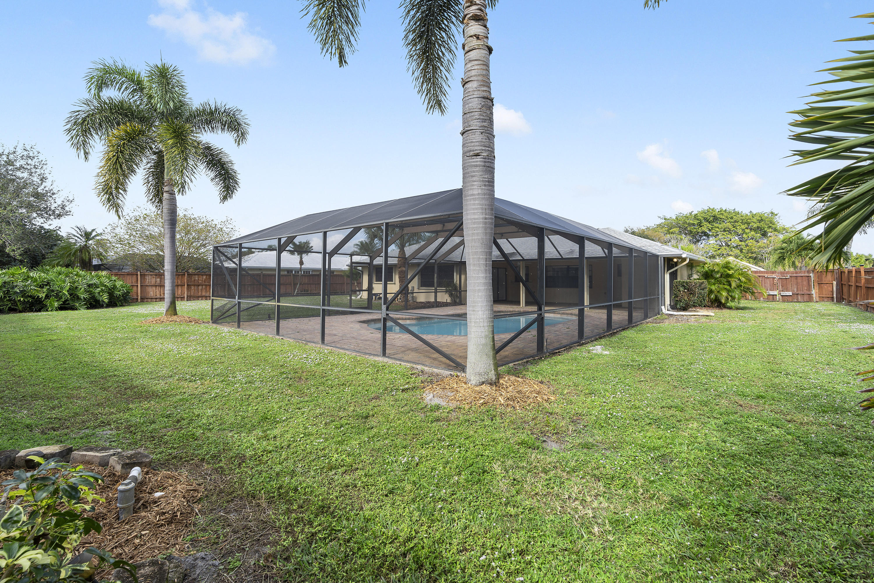 1898 Southeast Greendon Road Port St. Lucie, FL 34952 - Photo 37 of 40 37