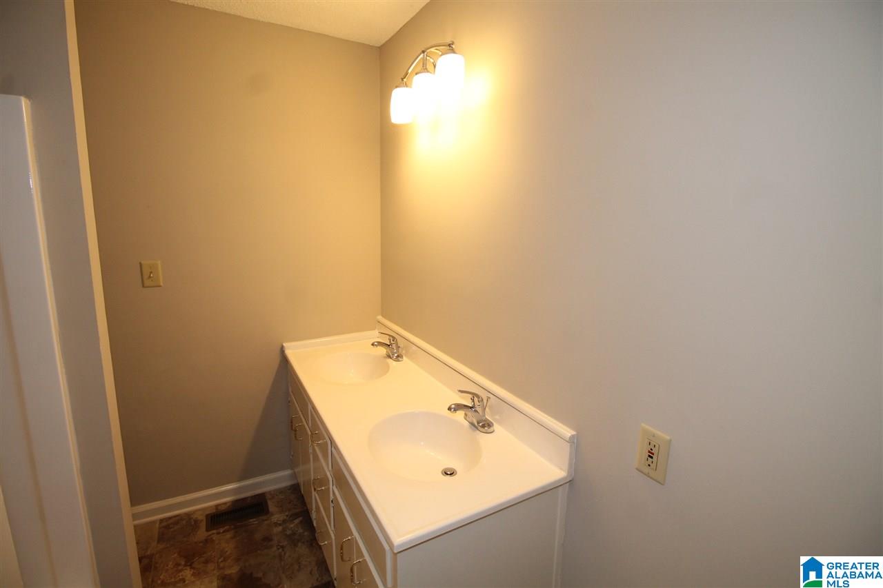 84 Jett Road Warrior, AL 35180 - Photo 12 of 19