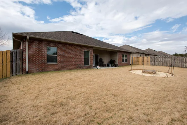 $1,995 | 4600 Hermosa Road, Crestview, FL 32539