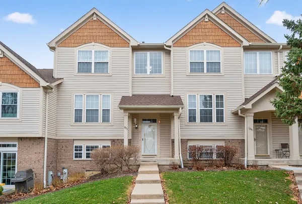 $525,000 | 1293 Georgetown Way, Vernon Hills, IL 60061