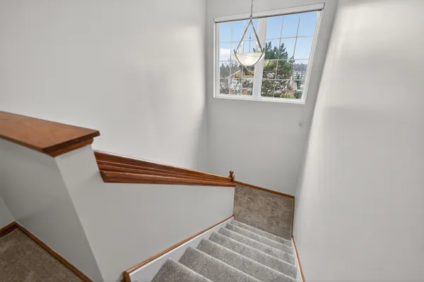 $525,000 | 1293 Georgetown Way, Vernon Hills, IL 60061