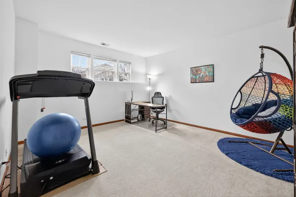 $525,000 | 1293 Georgetown Way, Vernon Hills, IL 60061