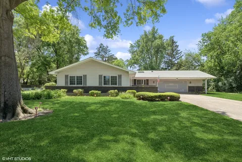 $650,000 | 3071 Plum Island Drive, Northbrook, IL 60062