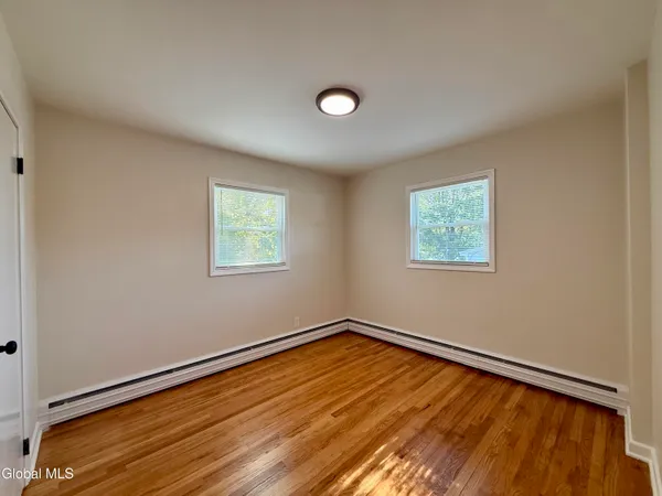 $1,875 | 13 Anthony Lane, Unit 1, Colonie, NY 12205