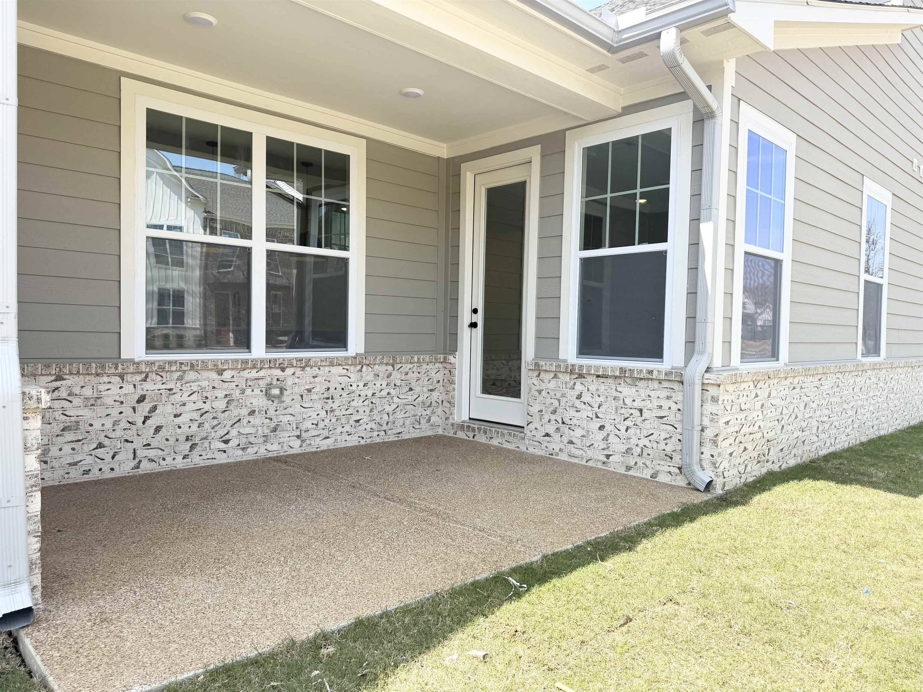 3060 Portage Drive Bartlett, TN 38133 - Photo 12 of 21 front view of a house with an empty space