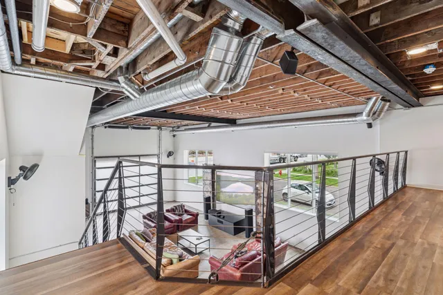 $6,250 | 1290 Snelling Avenue North, St. Paul, MN 55108