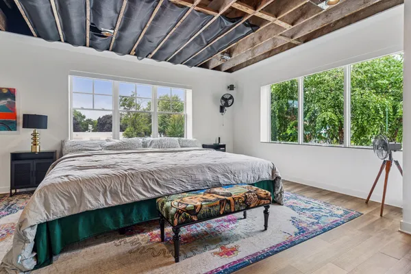 $5,000 | 1290 Snelling Avenue North, St. Paul, MN 55108