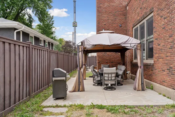 $5,000 | 1290 Snelling Avenue North, St. Paul, MN 55108