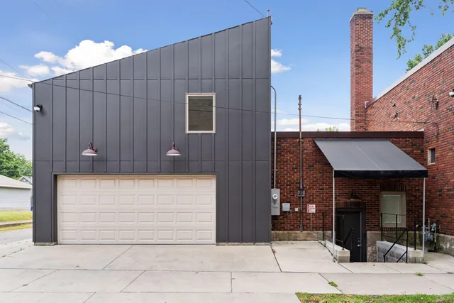 $6,250 | 1290 Snelling Avenue North, St. Paul, MN 55108