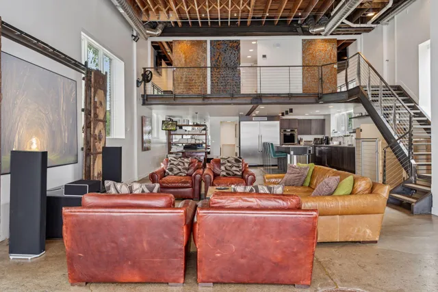 $6,250 | 1290 Snelling Avenue North, St. Paul, MN 55108