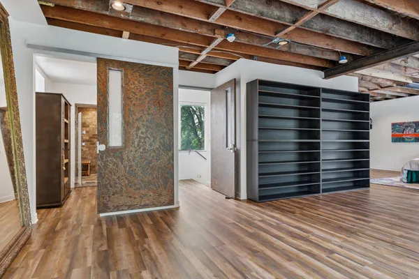 $5,000 | 1290 Snelling Avenue North, St. Paul, MN 55108