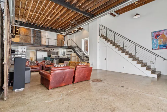 $6,250 | 1290 Snelling Avenue North, St. Paul, MN 55108