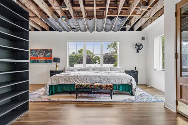 $5,000 | 1290 Snelling Avenue North, St. Paul, MN 55108