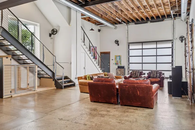 $6,250 | 1290 Snelling Avenue North, St. Paul, MN 55108