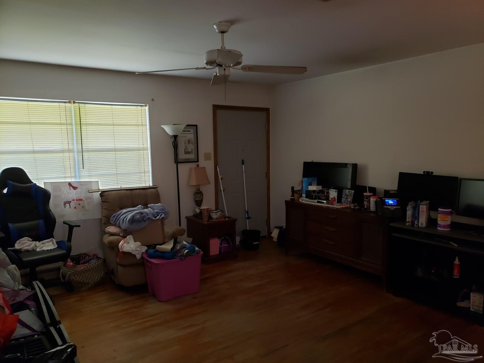 6025 Muldoon Road Pensacola, FL 32526 - Photo 3 of 9 Gallery Image 3