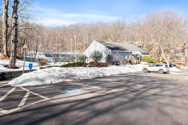 $315,000 | 330 Sunderland Road, Unit 80, Worcester, MA 01604