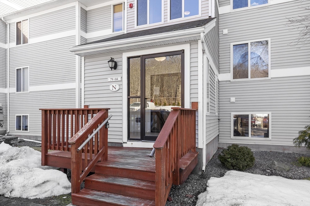 330 Sunderland Road, Unit 80 Worcester, MA 01604 - Photo 3 of 37