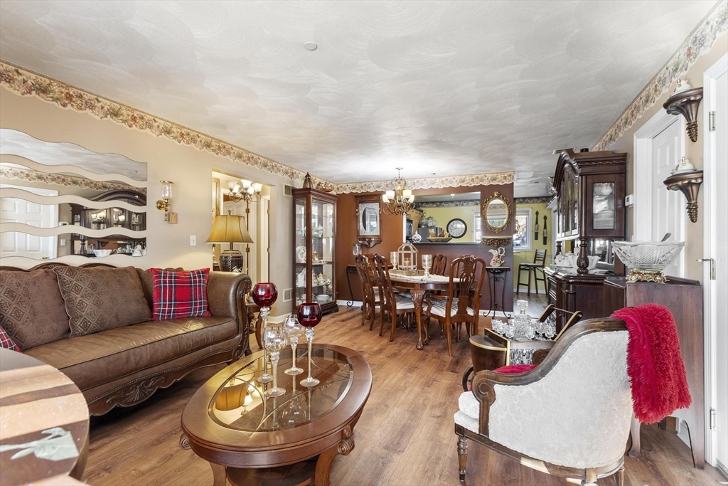 330 Sunderland Road, Unit 80 Worcester, MA 01604 - Photo 8 of 37