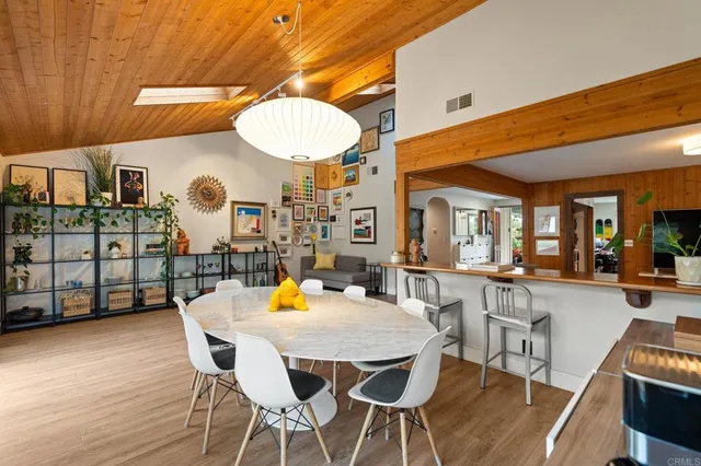 $3,300,000 | 612 Lucylle Lane, Encinitas, CA 92024