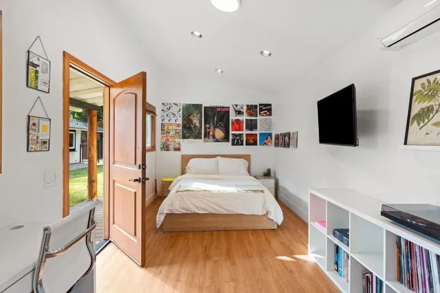 $3,300,000 | 612 Lucylle Lane, Encinitas, CA 92024