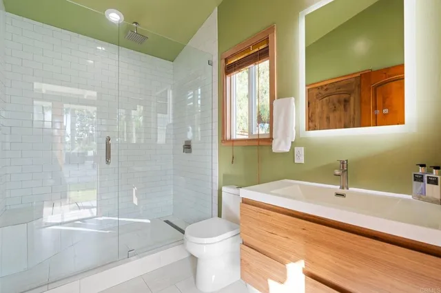 $3,300,000 | 612 Lucylle Lane, Encinitas, CA 92024