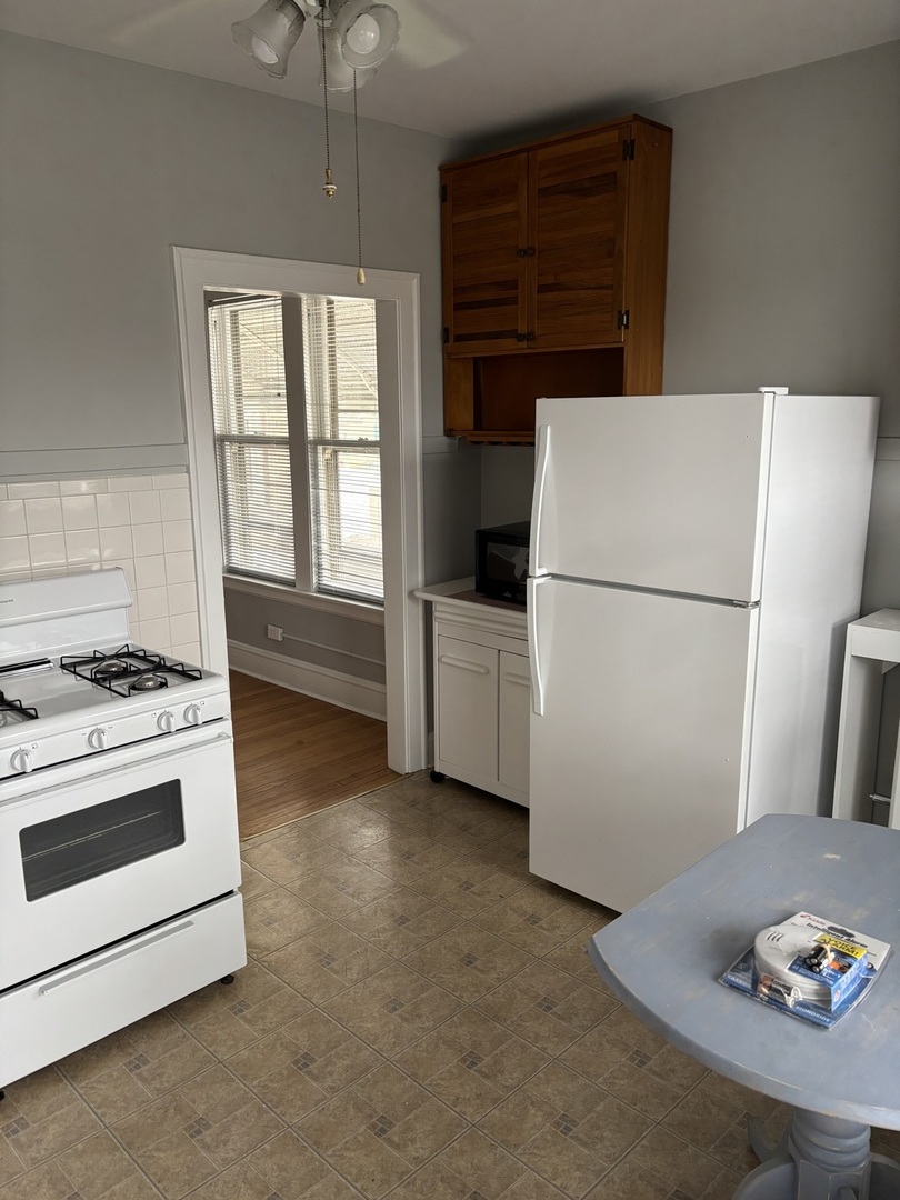 500 Spring Road, Unit 1 Elmhurst, IL 60126 - Photo 5 of 6