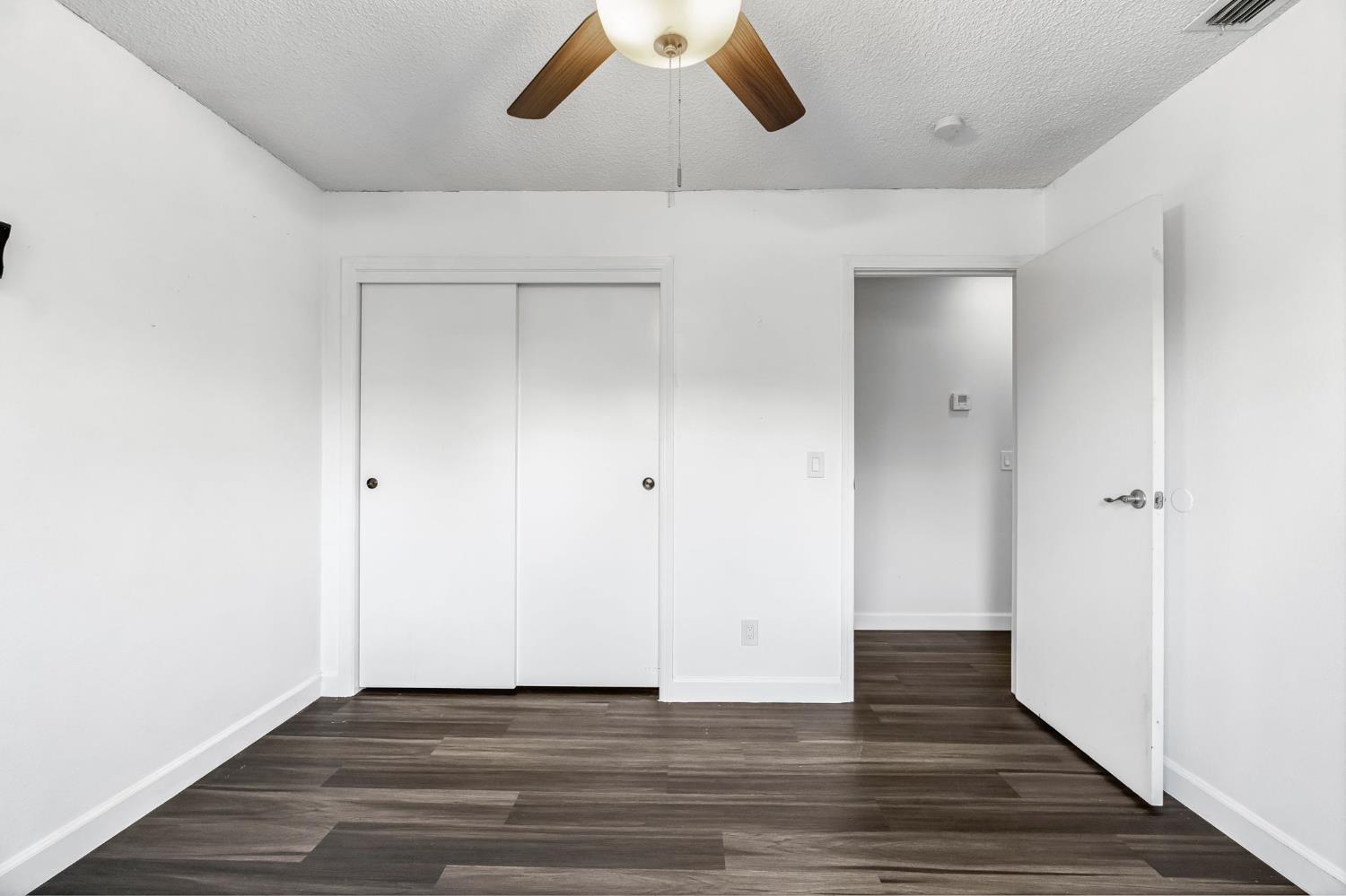 901 Valley Way Madera, CA 93637 - Photo 21 of 42