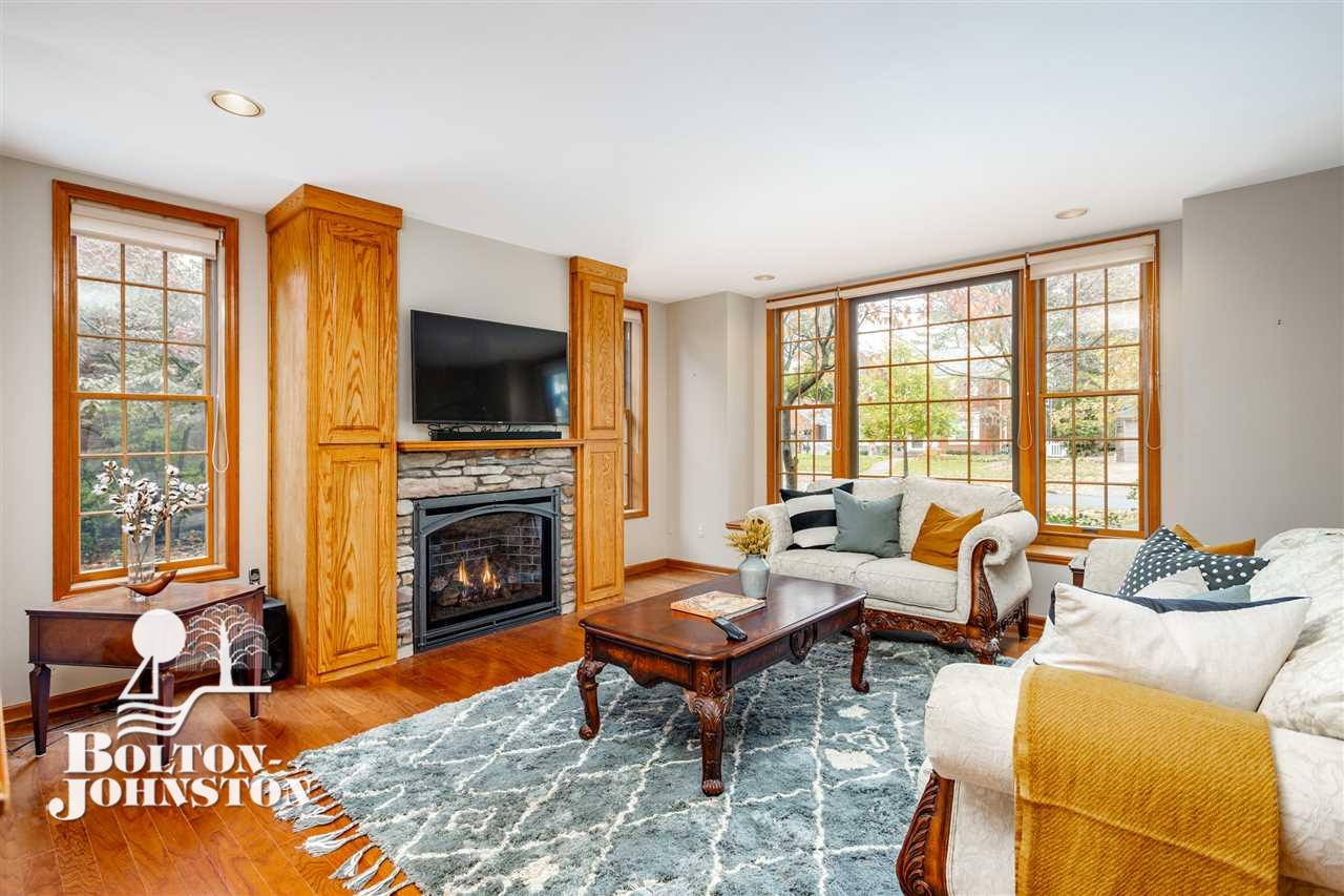 57 Hawthorne Road Grosse Pointe Shores, MI 48236 - Photo 5 of 56