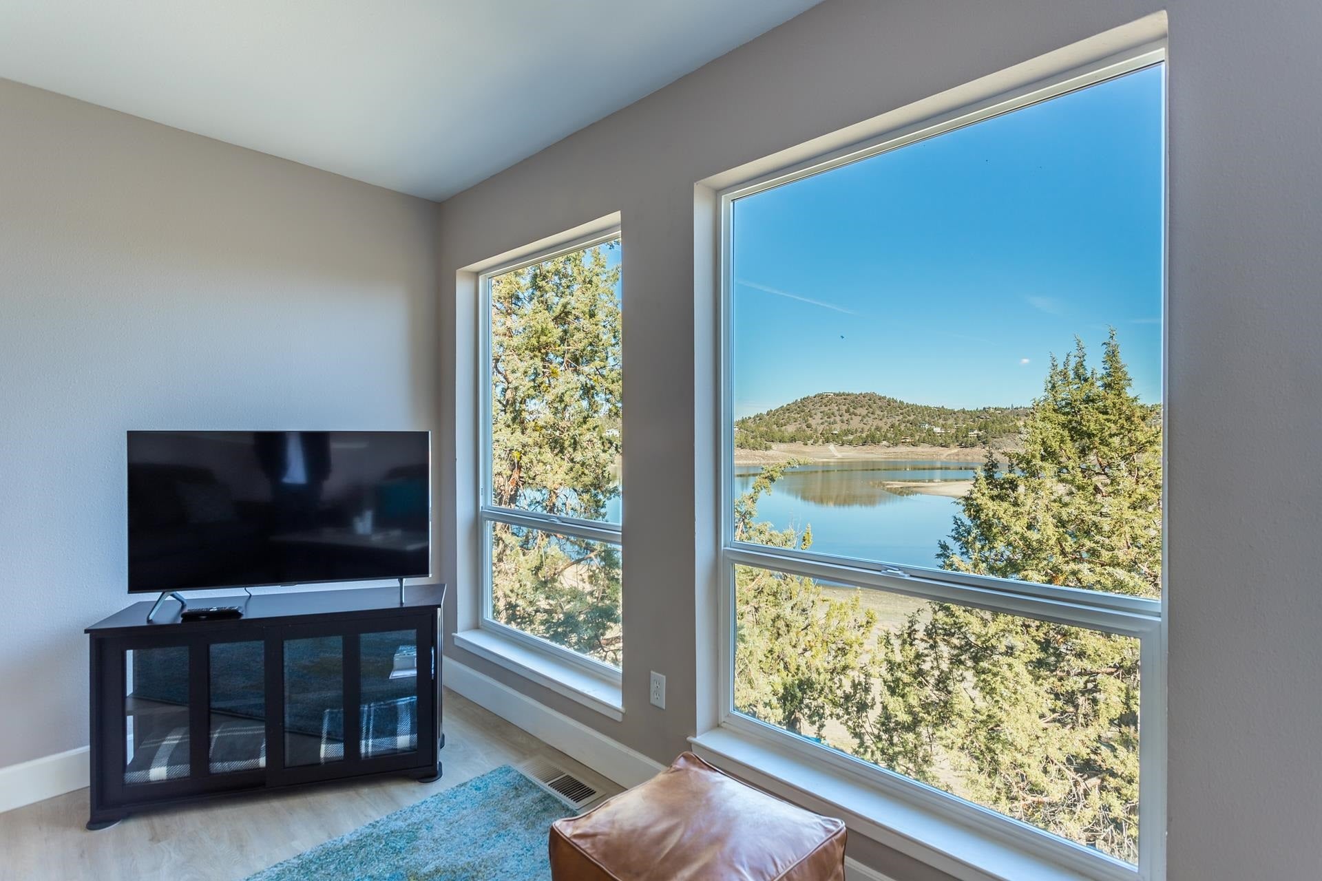 5248 Spear Point Road Weed, CA 96094 - Photo 9 of 41 Gallery Image 9