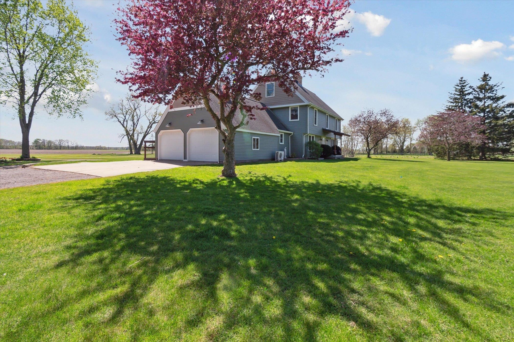 11375 Vasold Road Freeland, MI 48623 - Photo 2 of 47 50140889-4a03fdac-827c-480a-b469-b2c428b7044f.JPG