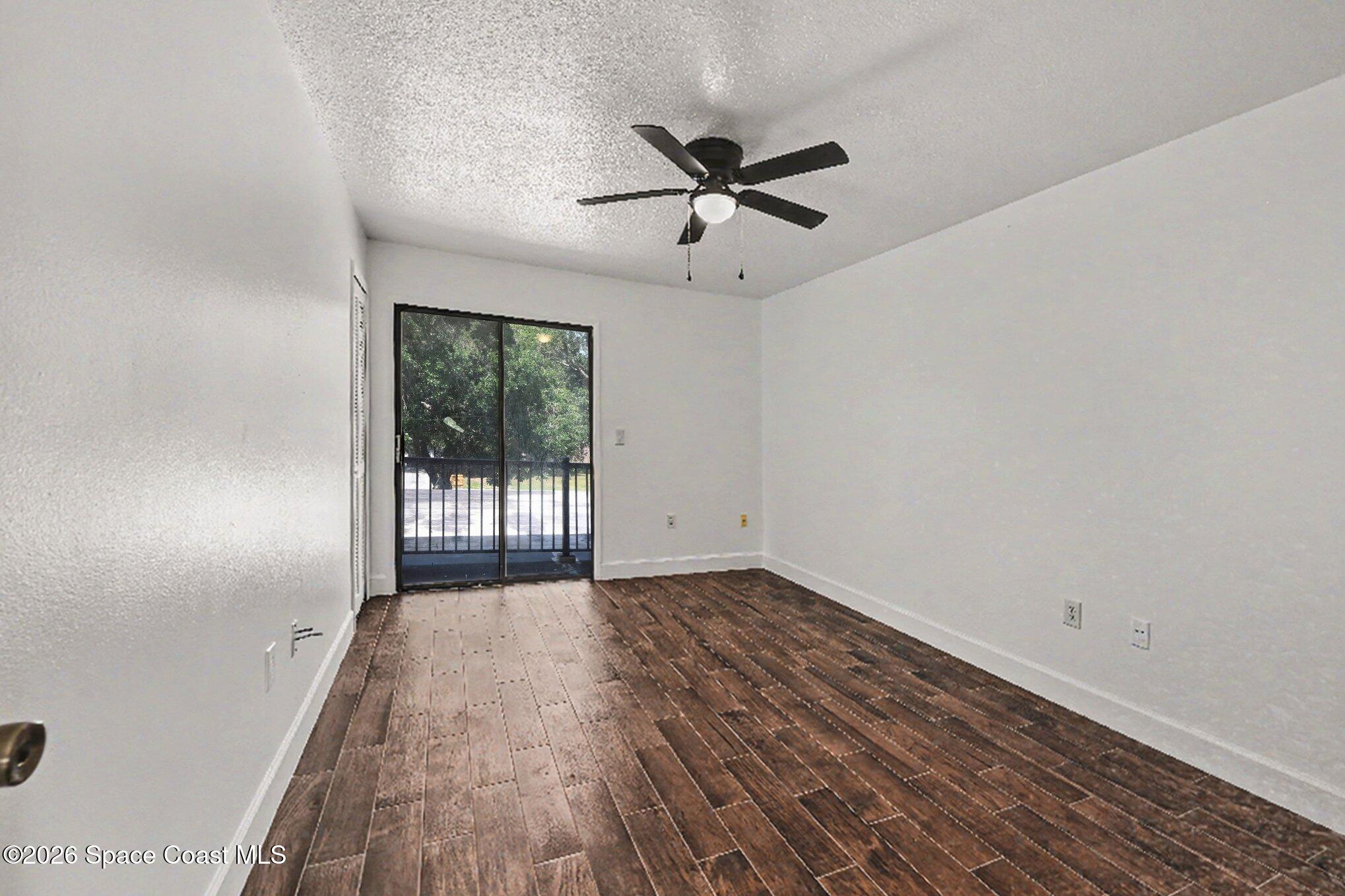 2173 Stewart Road Melbourne, FL 32935 - Photo 5 of 23 008_file_1124
