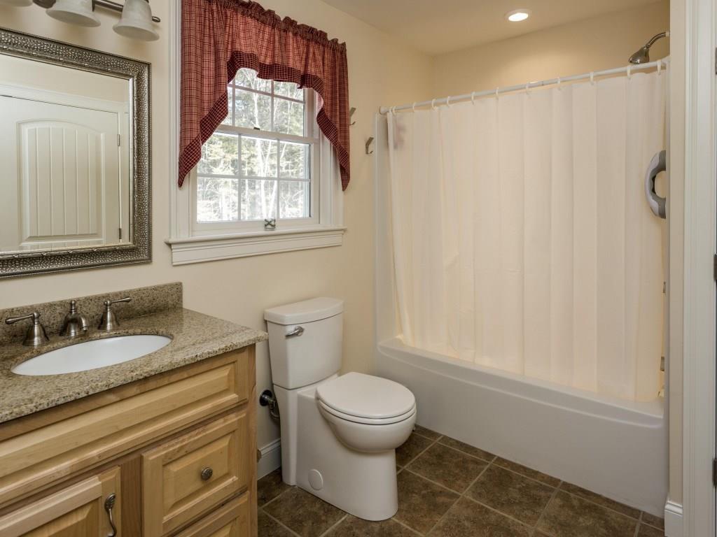 3 Valley Road Boothbay, ME 04537 - Photo 19 of 22 The master bathroom with fiberglass...