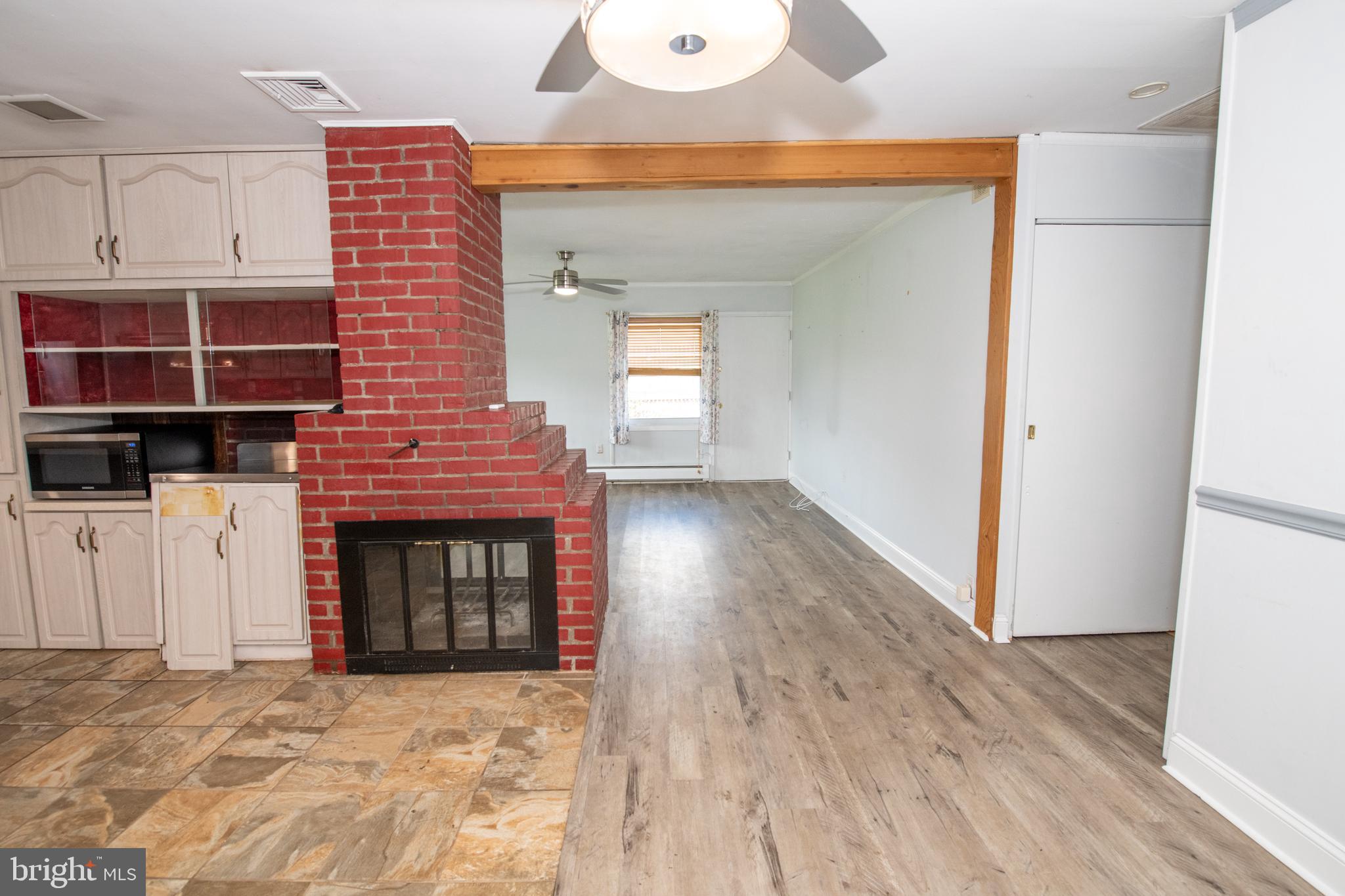 46 Gaping Rock Road Levittown, PA 19057 - Photo 5 of 23