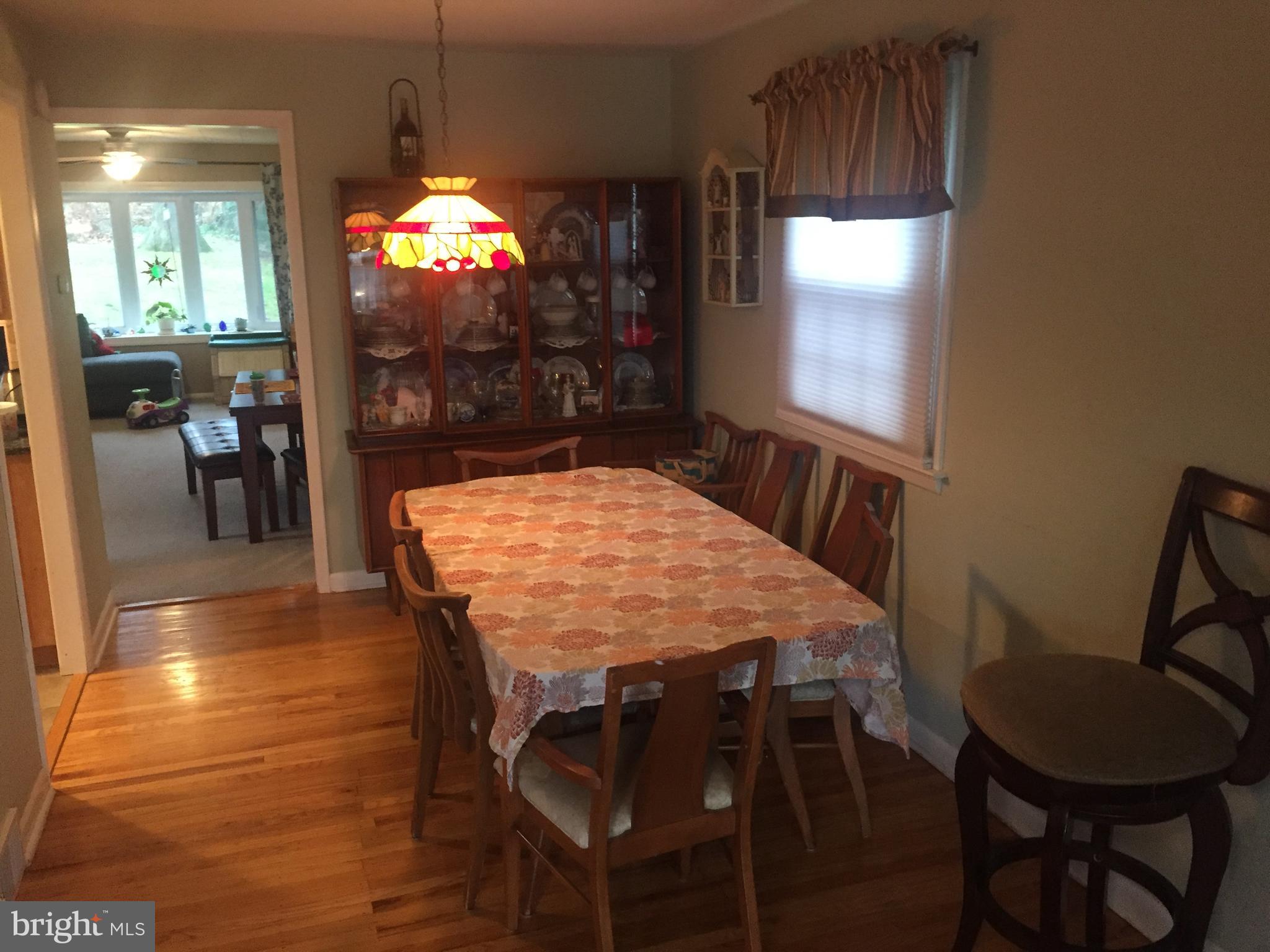 18 Russell Road Willow Grove, PA 19090 - Photo 4 of 25 Dining Room