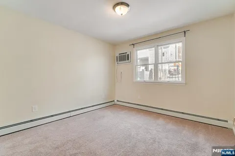 $855,000 | 54 Chestnut Street, Weehawken, NJ 07086