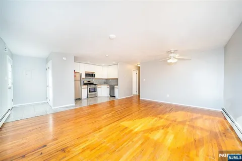 $855,000 | 54 Chestnut Street, Weehawken, NJ 07086