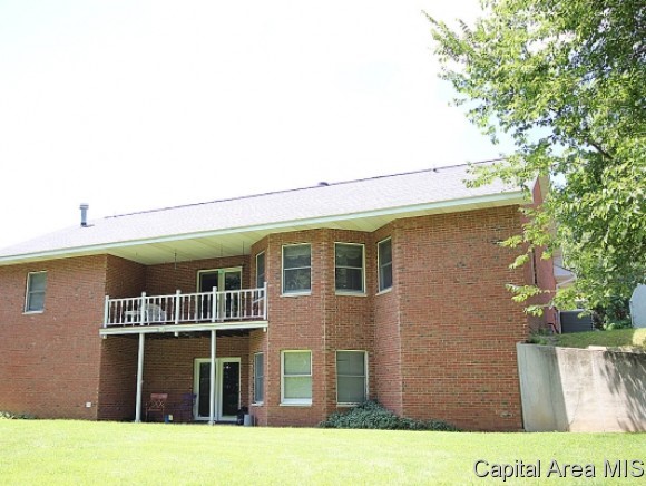 3908 Redbird Lane Springfield, IL 62707 - Photo 3 of 24