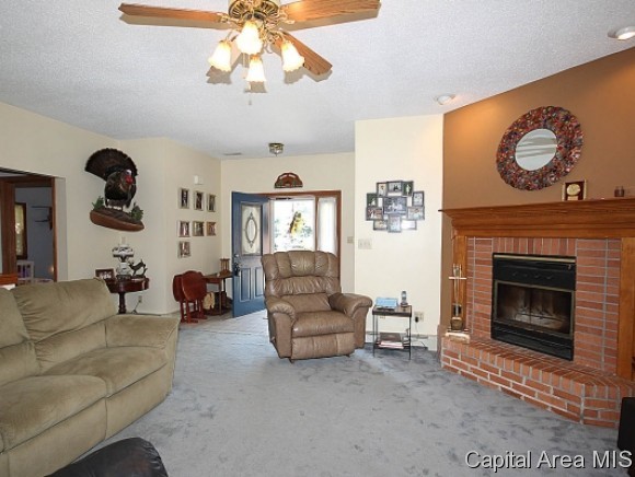 3908 Redbird Lane Springfield, IL 62707 - Photo 7 of 24