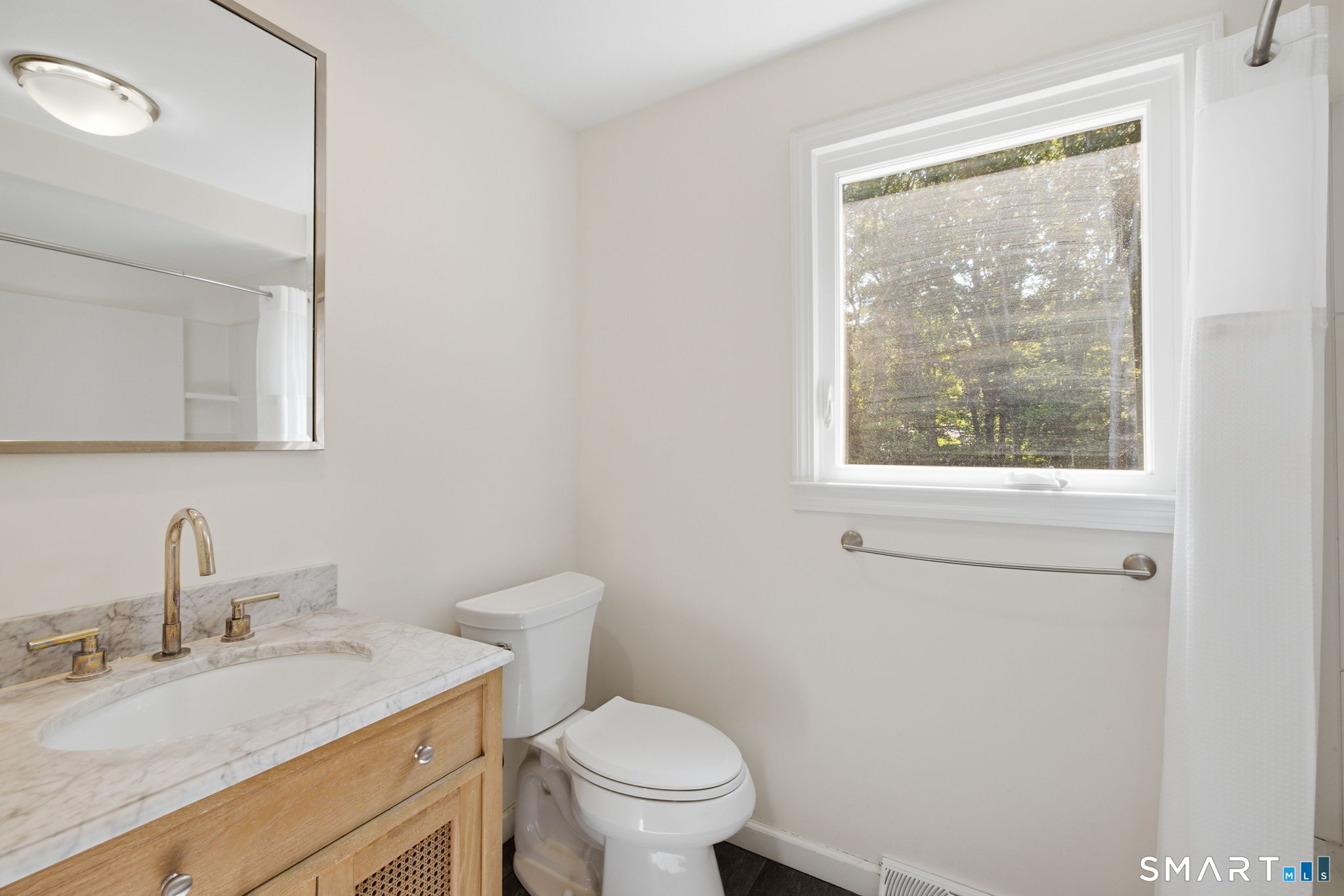99 Cow Hill Road Clinton, CT 06413 - Photo 26 of 32 Gallery Image 26