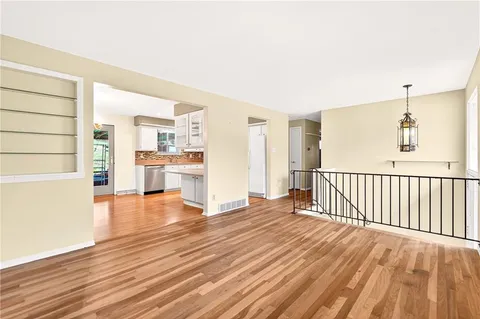 $215,000 | 112 Kollar Drive, McKeesport, PA 15133