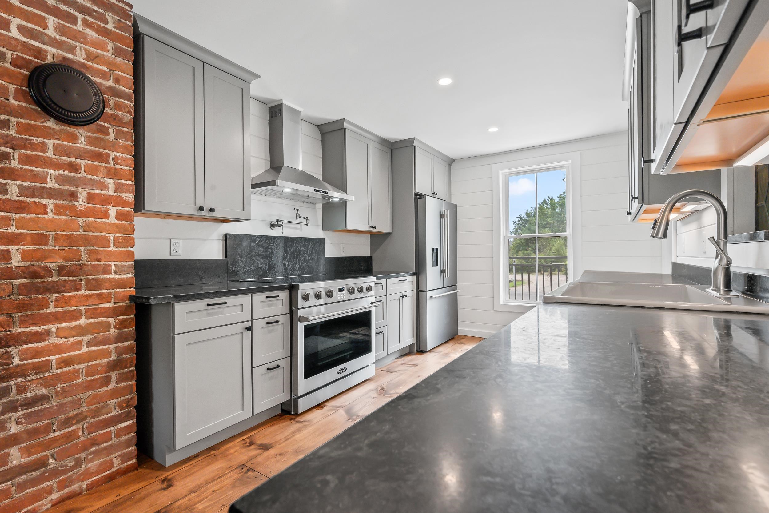 3610 West Side Road Conway, NH 03860 - Photo 3 of 60