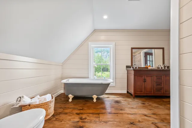 $1,100,000 | 3610 West Side Road, Conway, NH 03860