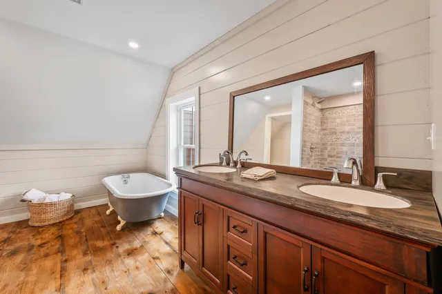 $1,100,000 | 3610 West Side Road, Conway, NH 03860