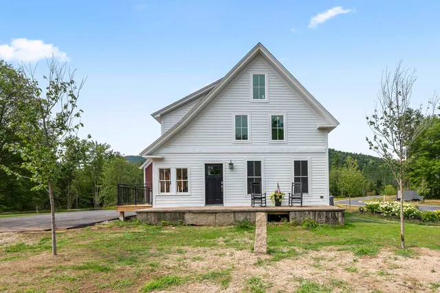 $1,100,000 | 3610 West Side Road, Conway, NH 03860