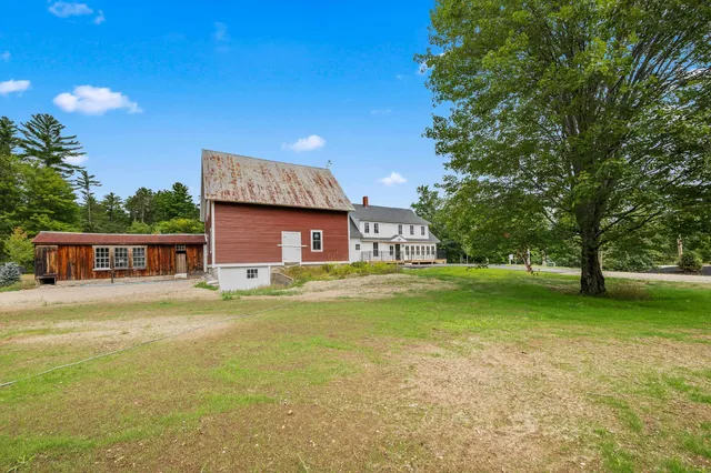 $1,100,000 | 3610 West Side Road, Conway, NH 03860