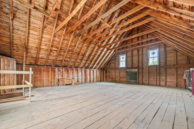 $1,100,000 | 3610 West Side Road, Conway, NH 03860