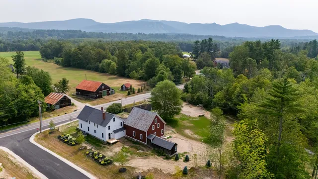$1,100,000 | 3610 West Side Road, Conway, NH 03860