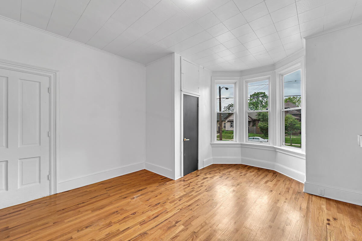 2030 West Pierce Street Milwaukee, WI 53204 - Photo 11 of 30 DSC08087