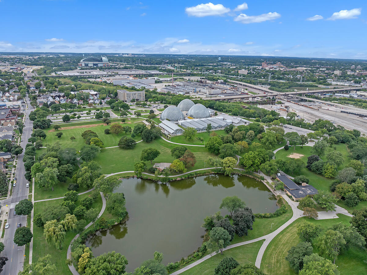 2030 West Pierce Street Milwaukee, WI 53204 - Photo 6 of 30 DJI_20250819105049_0025_D