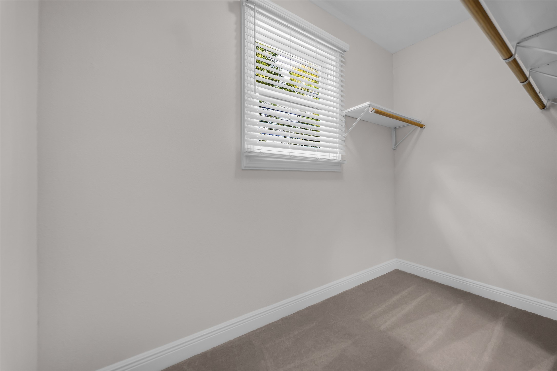1300 7th Street Rosenberg, TX 77471 - Photo 20 of 42 Secondary bedroom closet.